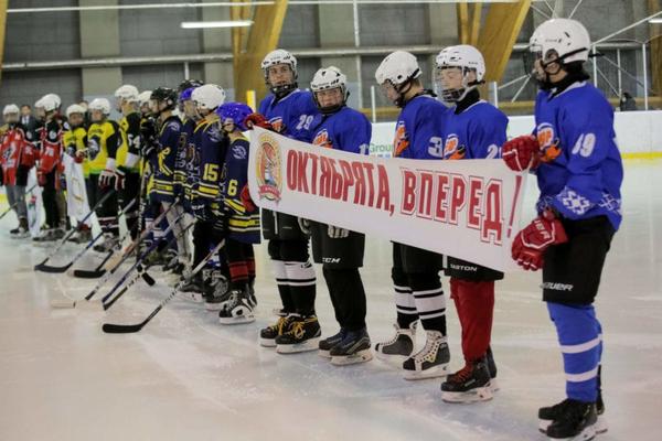 В Минске стартовал городской этап соревнований по хоккею «Золотая шайба»