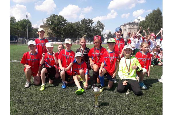 Сборная Первомайского района девочек заняла 2-е место в «Кожаном мяче-2019»