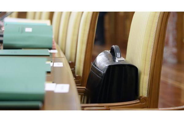 В Калиновском избирательном округе вручили удостоверения кандидатам в депутаты
