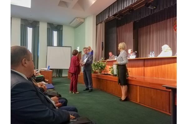 Глава администрации Первомайского района вручил благодарности представителям советов ОПОП