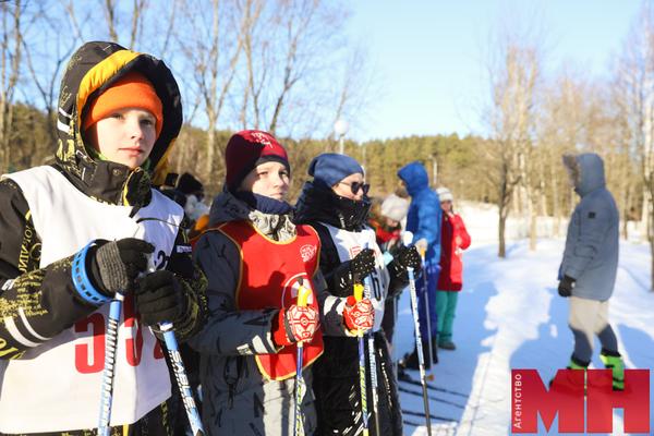 Более 500 детей выступает на соревнованиях «Снежный снайпер» в Первомайском районе